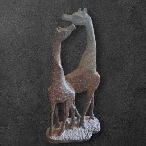 Giraffe Sculpture Desert Animal African Savanah Brown 12 Inch Kissing Mother Bab - Picture 4 of 4